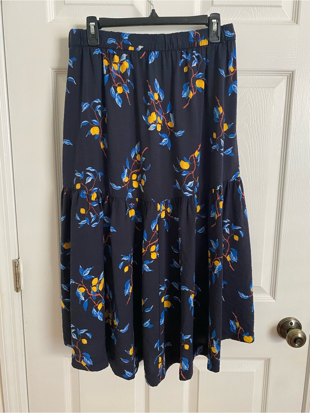 Ann Taylor Navy Blue Lemon Print Tiered Midi Skirt | Size M
